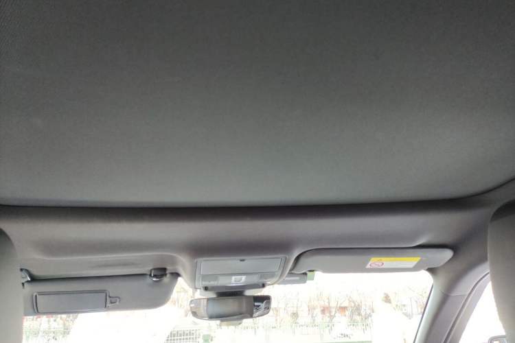 Used Land Rover Range Evoque 2020 249 PS R-DYNAMIC S Sport Edition Headliner
