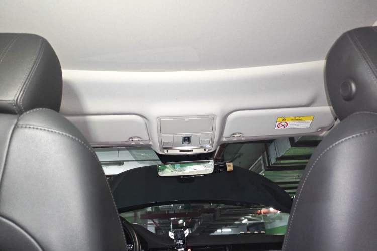 Used Land Rover Range Evoque 2020 249 PS R-DYNAMIC S First-Edition Sport Custom Edition Headliner