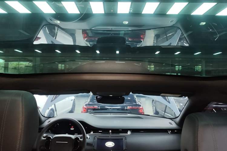 Used Land Rover Range Evoque 2020 249 PS R-DYNAMIC S Sport Edition Headliner