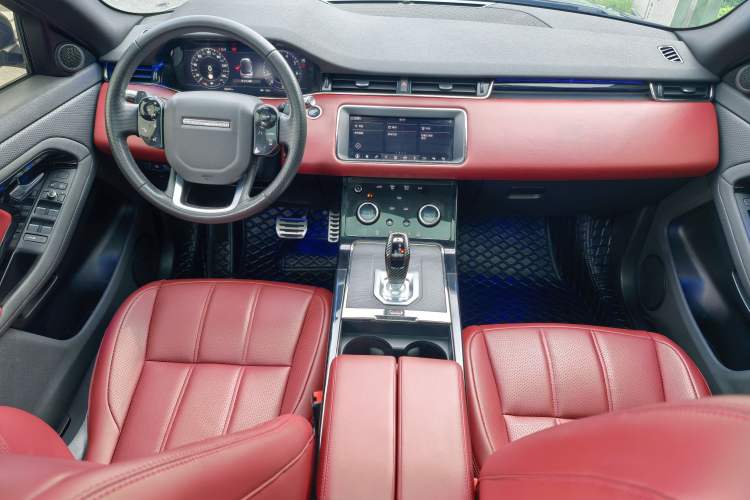Used Land Rover Range Evoque 2020 249 PS R-DYNAMIC S Sport Edition Interior 1