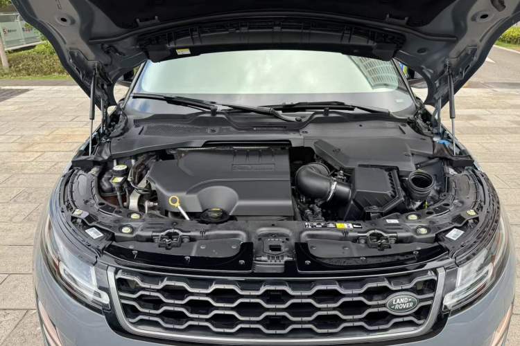 Used Land Rover Range Evoque 2020 249 PS R-DYNAMIC S Sport Edition Interior 15