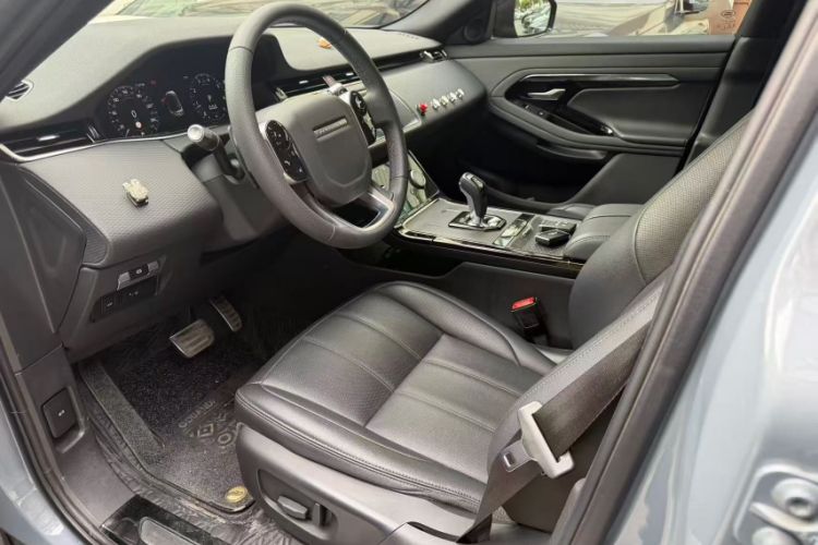 Used Land Rover Range Evoque 2020 249 PS R-DYNAMIC S Black Edition Sport Version Interior 3