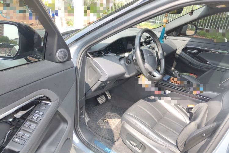 Used Land Rover Range Evoque 2020 249 PS R-DYNAMIC S Sport Edition Interior 3