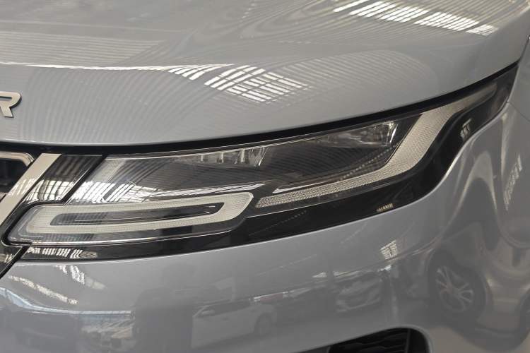Used Land Rover Range Evoque 2020 249 PS R-DYNAMIC SE Sport Technology Edition Left Front Headlight