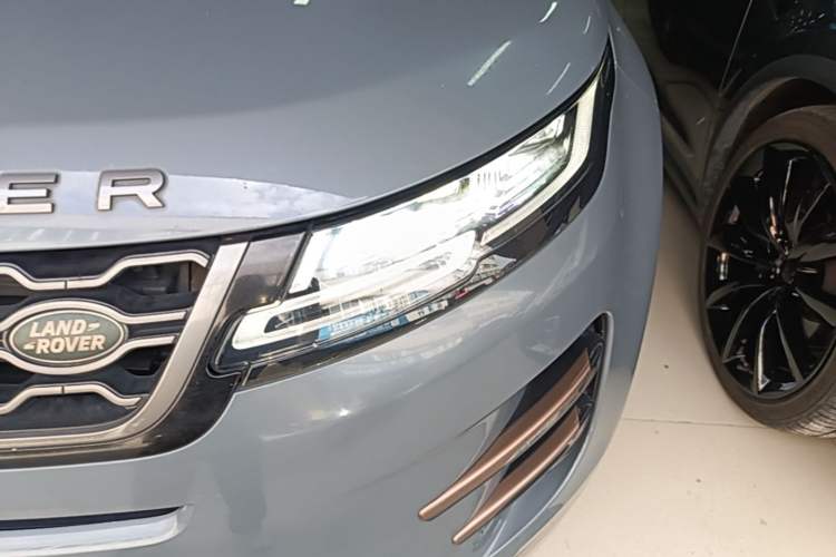 Used Land Rover Range Evoque 2020 249 PS R-DYNAMIC S Sport Edition Left Front Headlight