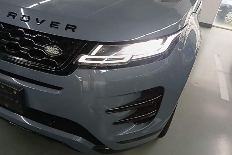 Used Land Rover Range Evoque 2020 249 PS R-DYNAMIC S Black Edition Sport Version Left Front Headlight