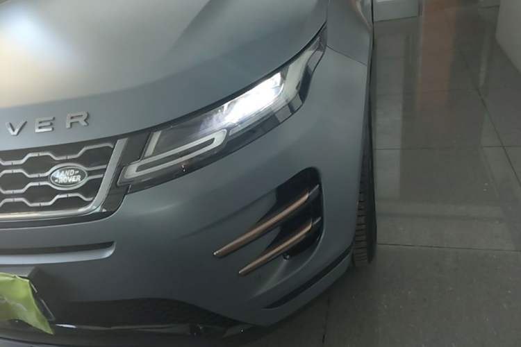 Used Land Rover Range Evoque 2020 249 PS R-DYNAMIC S Sport Edition Left Front Headlight
