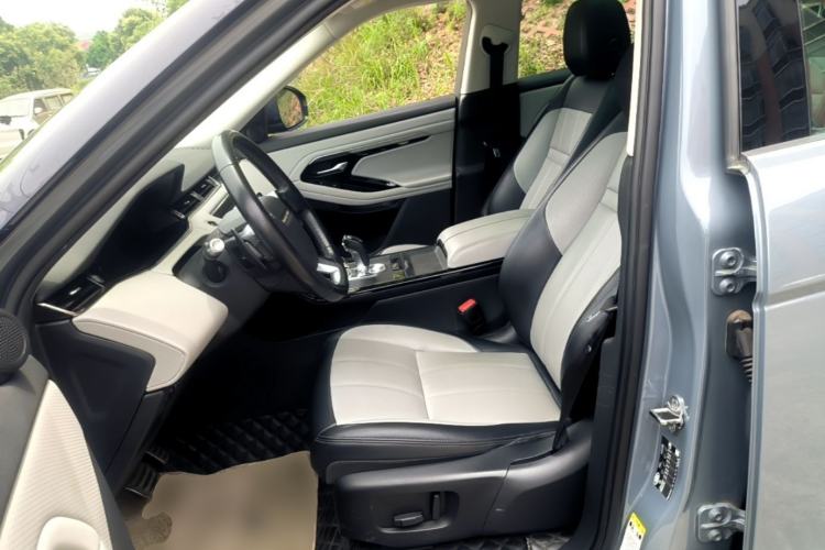 Used Land Rover Range Evoque 2020 249 PS R-DYNAMIC S Sport Edition Left Front Seat