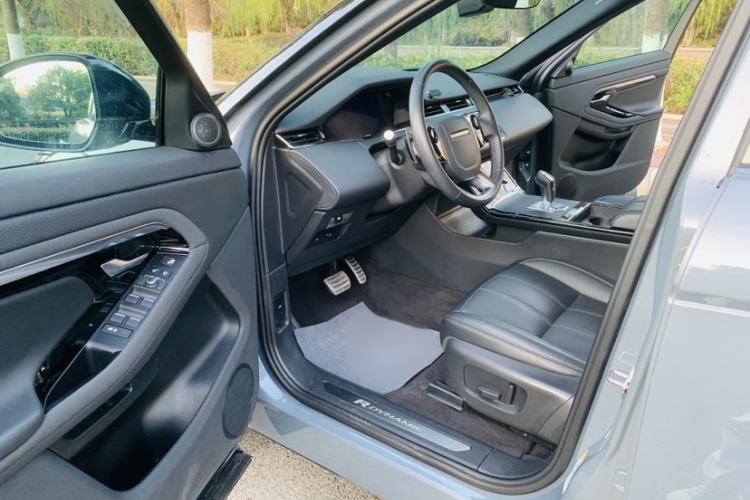 Used Land Rover Range Evoque 2020 249 PS R-DYNAMIC S Sport Edition Left Front Seat