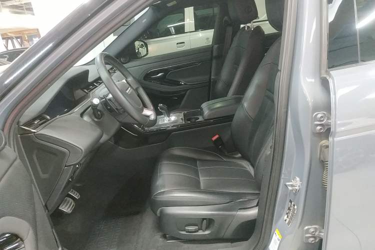 Used Land Rover Range Evoque 2020 249 PS R-DYNAMIC S Sport Edition Left Front Seat