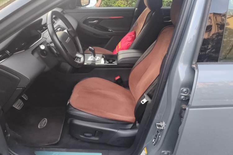Used Land Rover Range Evoque 2020 249 PS R-DYNAMIC S Sport Edition Left Front Seat