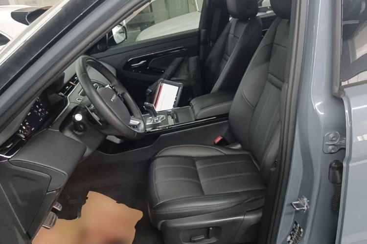 Used Land Rover Range Evoque 2020 249 PS R-DYNAMIC S Black Edition Sport Version Left Front Seat