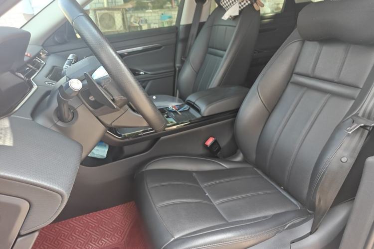 Used Land Rover Range Evoque 2020 249 PS R-DYNAMIC S Sport Edition Left Front Seat