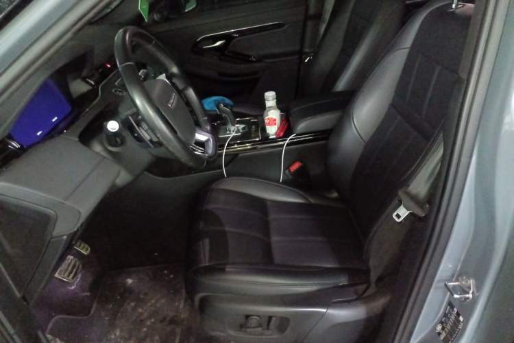 Used Land Rover Range Evoque 2020 249 PS R-DYNAMIC SE Sport Technology Edition Left Front Seat