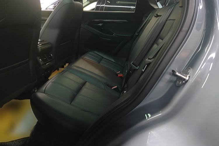Used Land Rover Range Evoque 2020 249 PS R-DYNAMIC SE Sport Technology Edition Left Rear Seat