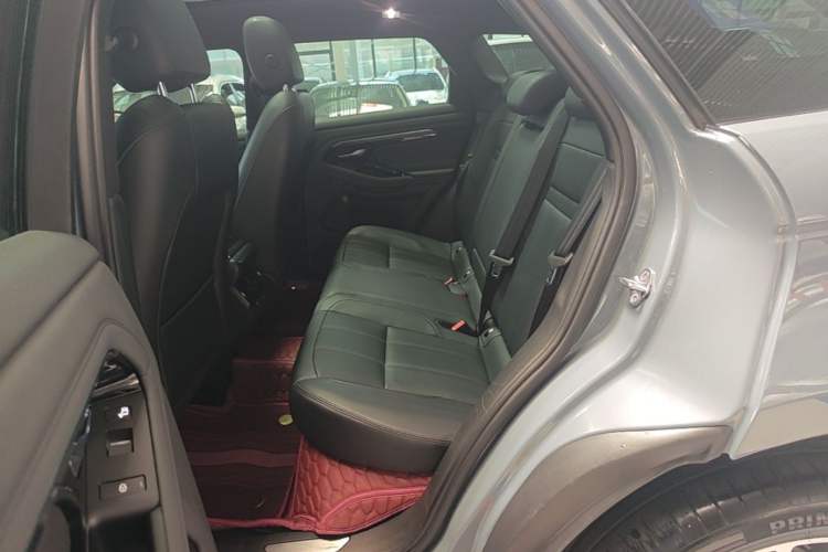 Used Land Rover Range Evoque 2020 249 PS R-DYNAMIC SE Sport Technology Edition Left Rear Seat