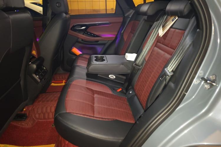 Used Land Rover Range Evoque 2020 249 PS R-DYNAMIC SE Sport Technology Edition Left Rear Seat