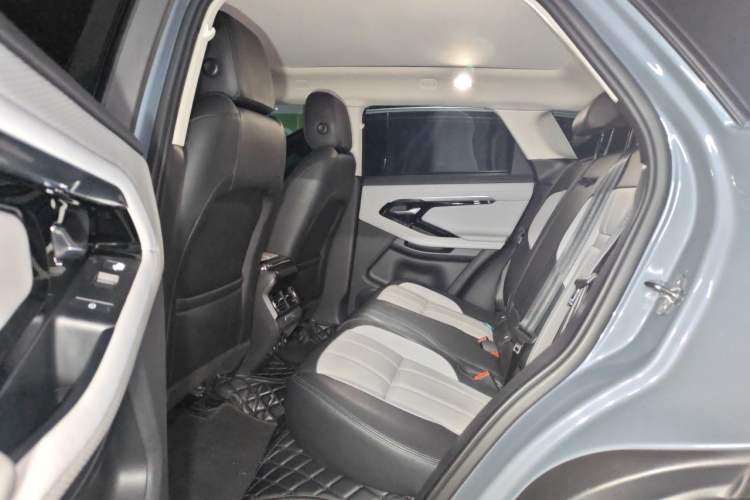 Used Land Rover Range Evoque 2020 249 PS R-DYNAMIC S First-Edition Sport Custom Edition Left Rear Seat