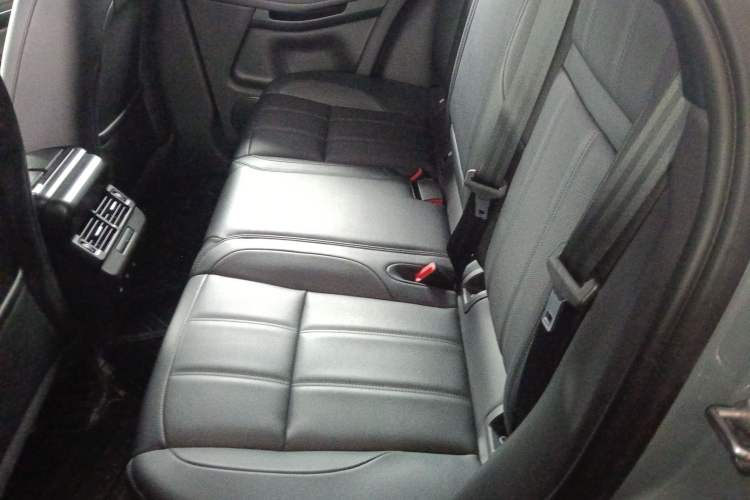Used Land Rover Range Evoque 2020 249 PS R-DYNAMIC S Sport Edition Left Rear Seat