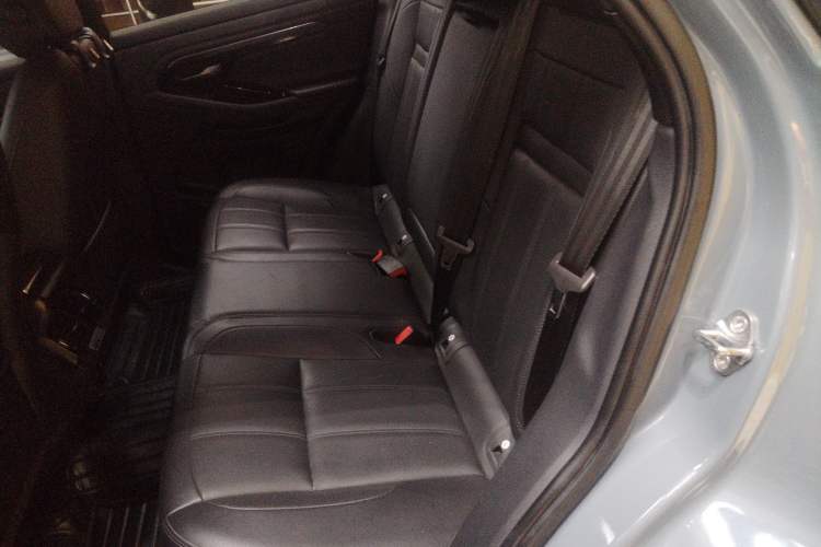 Used Land Rover Range Evoque 2020 249 PS R-DYNAMIC SE Sport Technology Edition Left Rear Seat