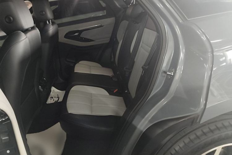 Used Land Rover Range Evoque 2020 249 PS R-DYNAMIC SE Sport Technology Edition Left Rear Seat