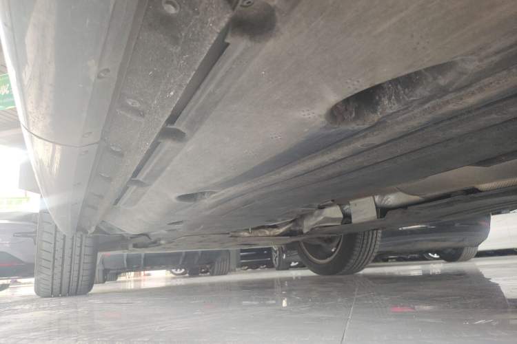 Used Land Rover Range Evoque 2020 249 PS R-DYNAMIC S Sport Edition Left Side Sill