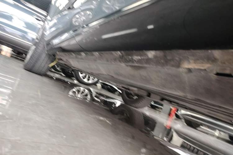 Used Land Rover Range Evoque 2020 249 PS R-DYNAMIC S Sport Edition Left Side Sill
