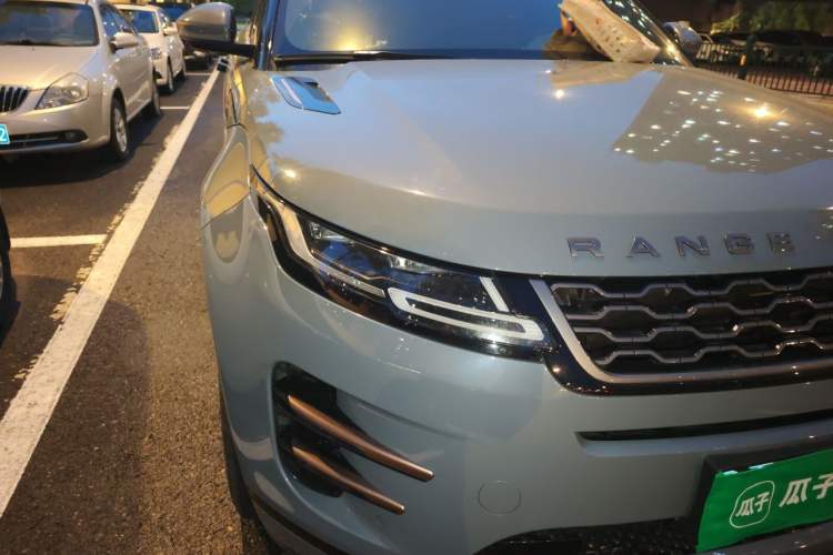 Used Land Rover Range Evoque 2020 249 PS R-DYNAMIC SE Sport Technology Edition Right Front Headlight