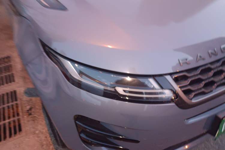 Used Land Rover Range Evoque 2020 249 PS R-DYNAMIC SE Sport Technology Edition Right Front Headlight
