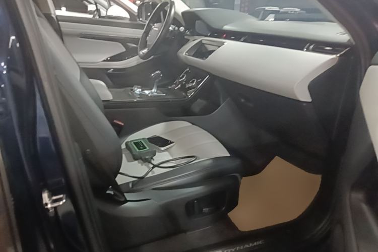 Used Land Rover Range Evoque 2020 249 PS R-DYNAMIC S Sport Edition Right Front Seat