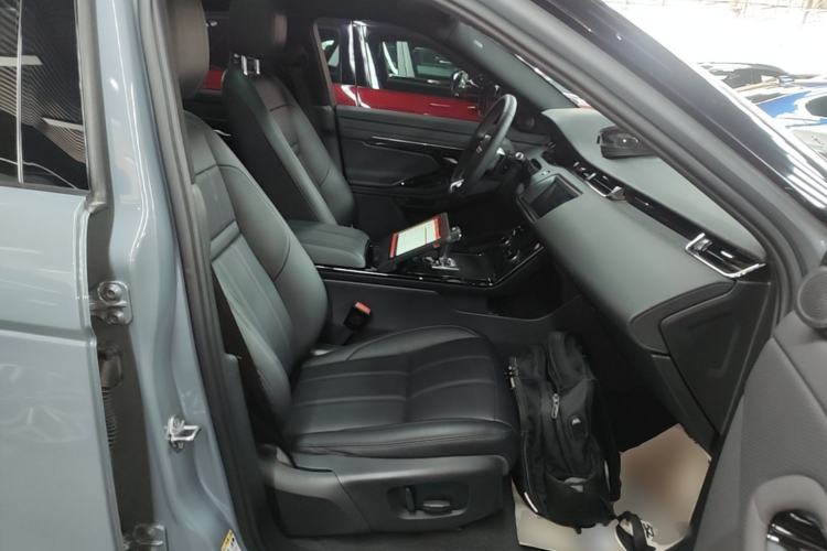 Used Land Rover Range Evoque 2020 249 PS R-DYNAMIC S Sport Edition Right Front Seat