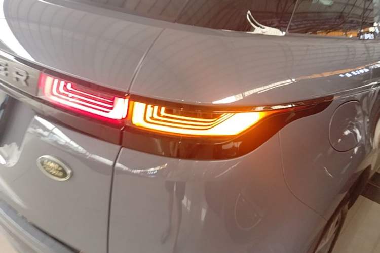 Used Land Rover Range Evoque 2020 249 PS R-DYNAMIC S Sport Edition Right Rear Taillight