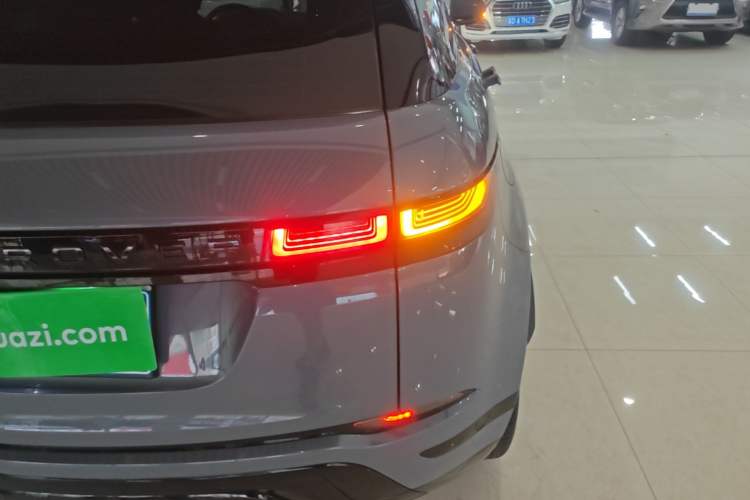 Used Land Rover Range Evoque 2020 249 PS R-DYNAMIC S Black Edition Sport Version Right Rear Taillight