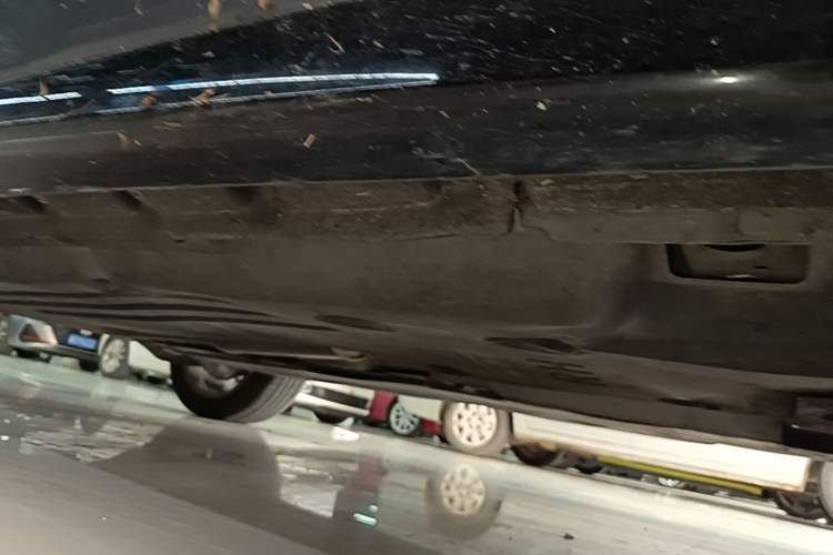 Used Land Rover Range Evoque 2020 249 PS R-DYNAMIC S Sport Edition Right Side Sill