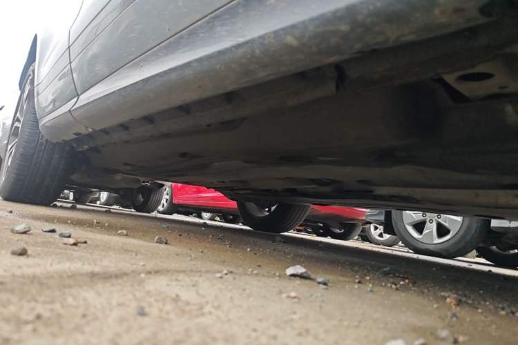 Used Land Rover Range Evoque 2020 249 PS R-DYNAMIC SE Sport Technology Edition Right Side Sill