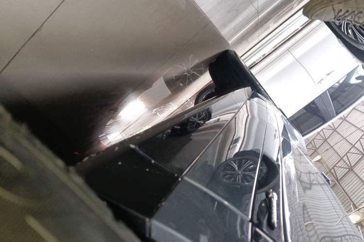Used Land Rover Range Evoque 2020 249 PS R-DYNAMIC S Sport Edition Right Side Sill