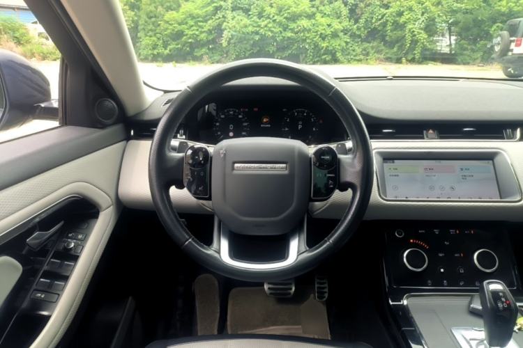 Used Land Rover Range Evoque 2020 249 PS R-DYNAMIC S Sport Edition Steering Wheel