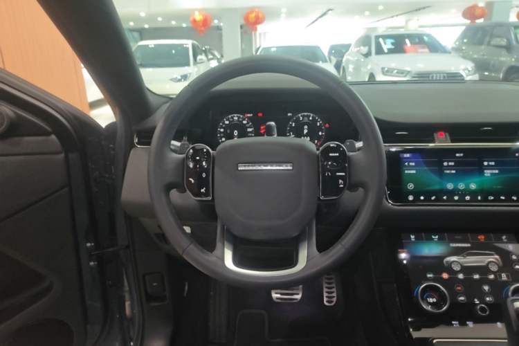 Used Land Rover Range Evoque 2020 249 PS R-DYNAMIC S Black Edition Sport Version Steering Wheel