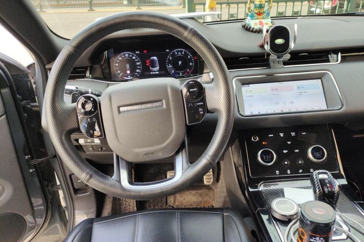 Used Land Rover Range Evoque 2020 249 PS R-DYNAMIC S Sport Edition Steering Wheel