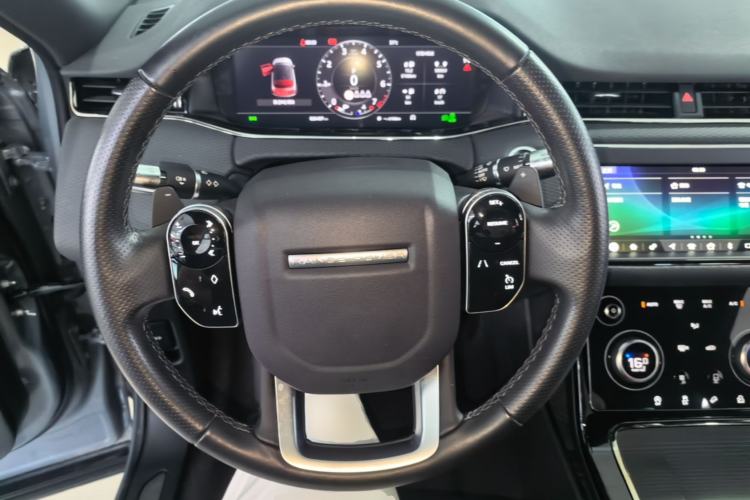 Used Land Rover Range Evoque 2020 249 PS R-DYNAMIC S Sport Edition Steering Wheel