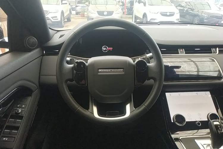 Used Land Rover Range Evoque 2020 249 PS R-DYNAMIC SE Sport Technology Edition Steering Wheel
