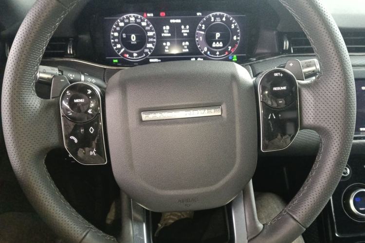 Used Land Rover Range Evoque 2020 249 PS R-DYNAMIC S Sport Edition Steering Wheel