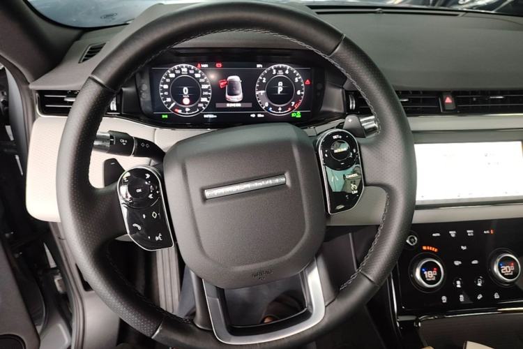 Used Land Rover Range Evoque 2020 249 PS R-DYNAMIC S Sport Edition Steering Wheel