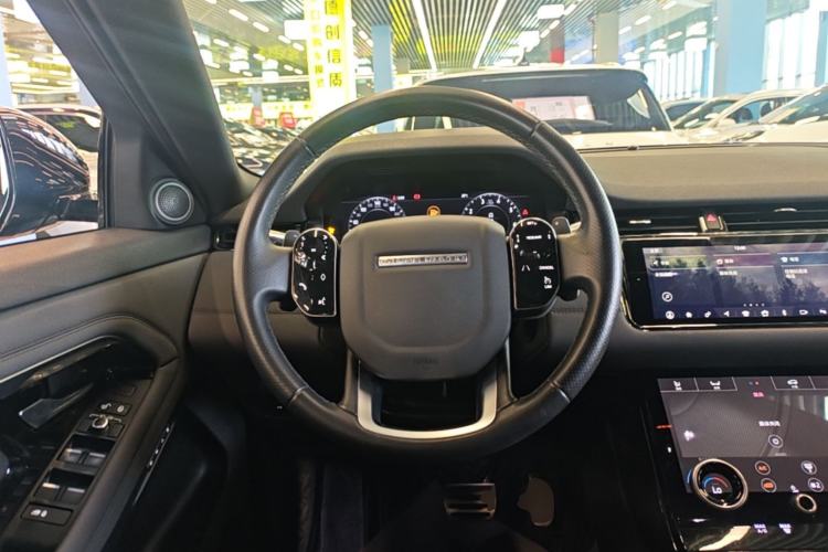 Used Land Rover Range Evoque 2020 249 PS R-DYNAMIC SE Sport Technology Edition Steering Wheel