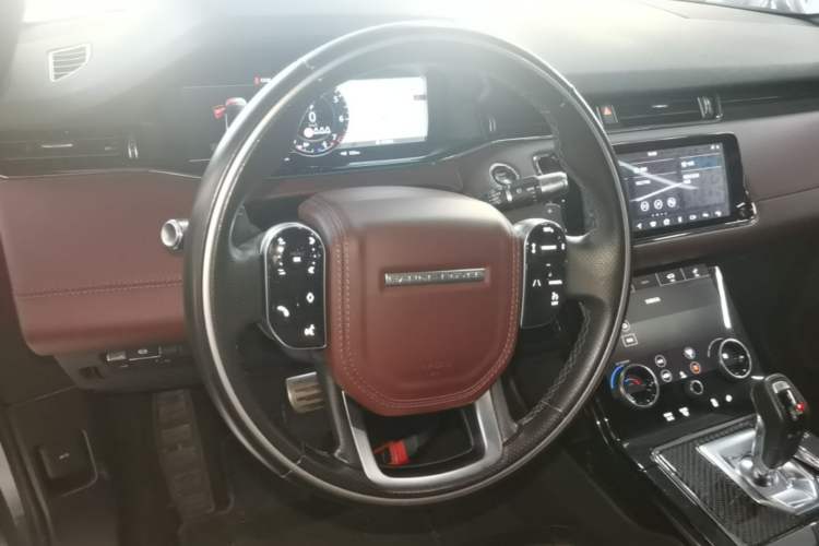 Used Land Rover Range Evoque 2020 249 PS R-DYNAMIC S Blackened Sport Technology Edition Steering Wheel