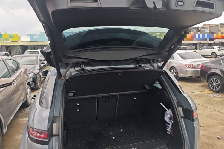 Used Land Rover Range Evoque 2020 249 PS R-DYNAMIC SE Sport Technology Edition Trunk