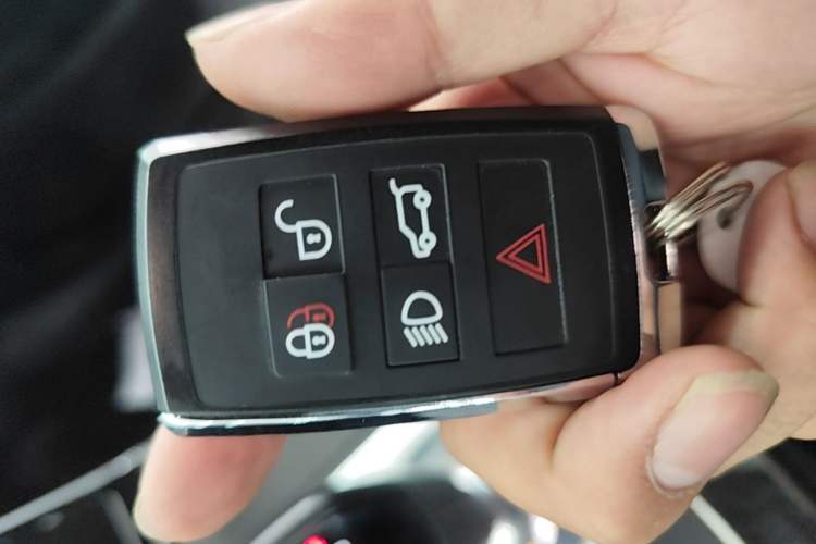 Used Land Rover Range Evoque 2020 249 PS R-DYNAMIC S Sport Edition Vehicle Key