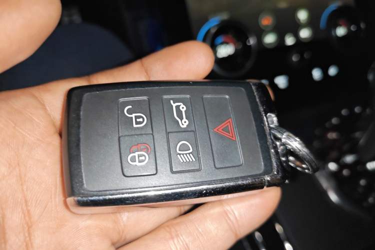 Used Land Rover Range Evoque 2020 249 PS R-DYNAMIC S First-Edition Sport Custom Edition Vehicle Key