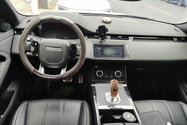 Used Land Rover Range Evoque 2020 249 PS R-DYNAMIC S Sport Edition Center Console