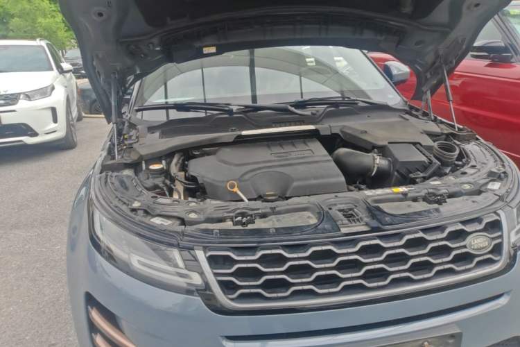 Used Land Rover Range Evoque 2020 249 PS R-DYNAMIC S Sport Edition Engine Bay Right